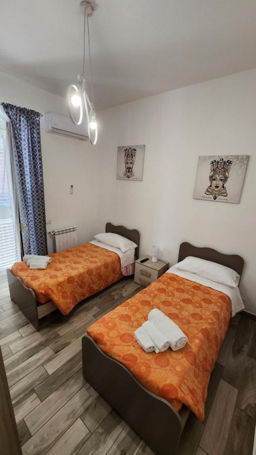 Casalaina Palace Катанія Екстер'єр фото